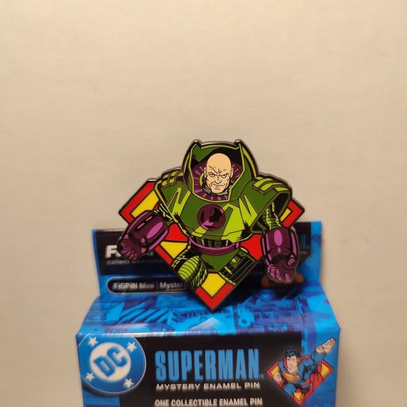 Superman Series 1 FigPin Minis Enamel Pin Full Commons Set Of 4 Official Pins - Picture 4 of 6